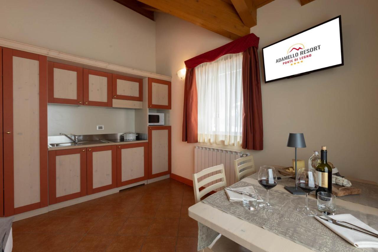 Residence Adamello Resort Ponte Di Legno Buitenkant foto