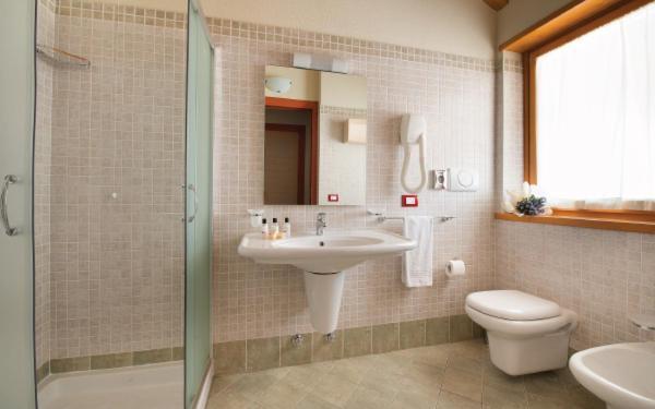 Residence Adamello Resort Ponte Di Legno Kamer foto